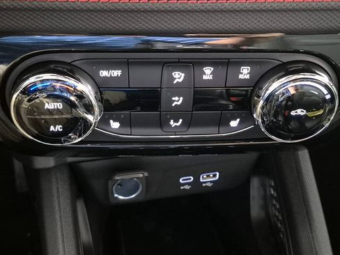 New 2026 Chevrolet TrailBlazer RS w/ Convenience Package FWD image 20