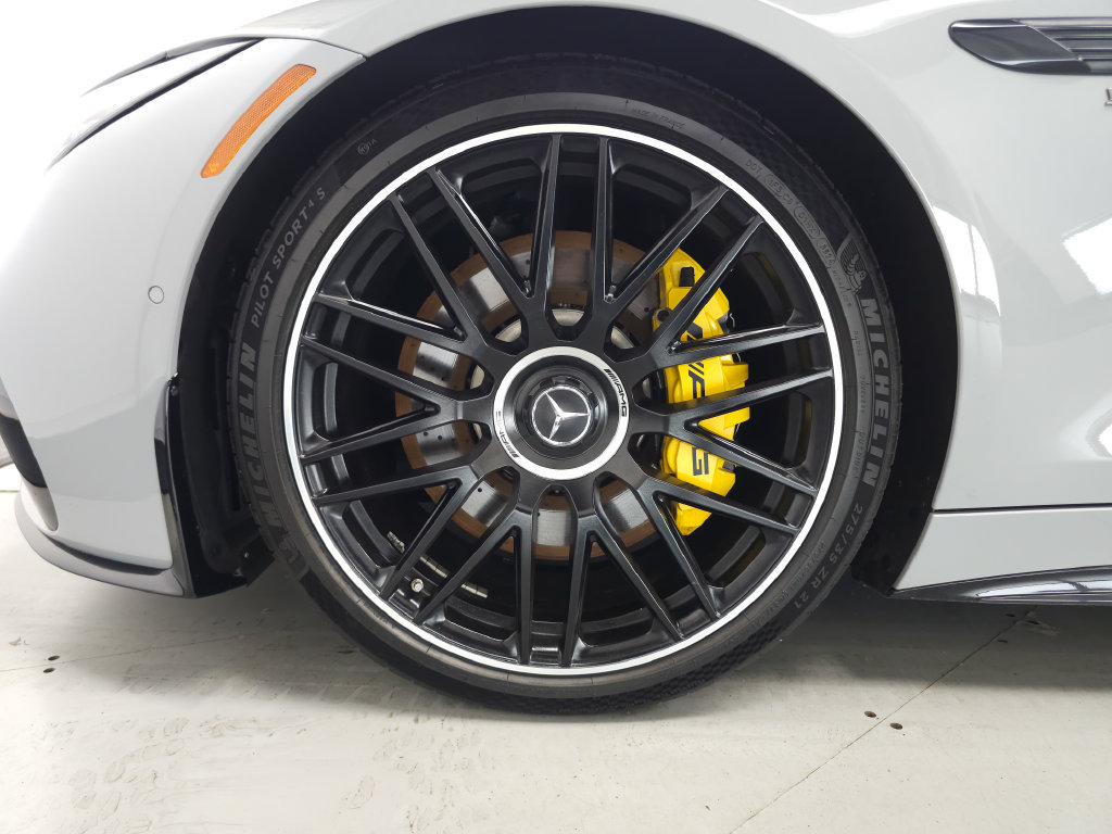 Certified 2022 Mercedes-Benz SL 63 AMG 4MATIC image 39