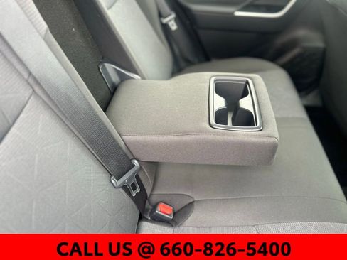 Used 2025 Toyota RAV4 XLE AWD/4WD image 8