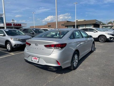 Used 2018 Hyundai Sonata SE FWD image 4