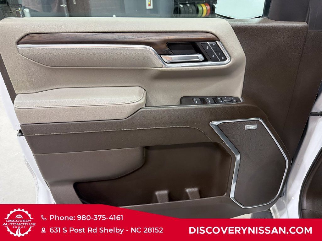 Used 2025 GMC Sierra 1500 SLT w/ SLT Premium Plus Package AWD/4WD image 12