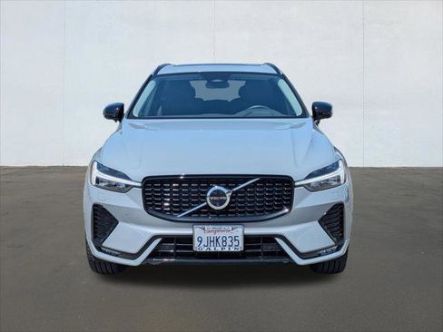New 2026 Volvo XC90 T8 Plus w/ Protection Package AWD/4WD image 8
