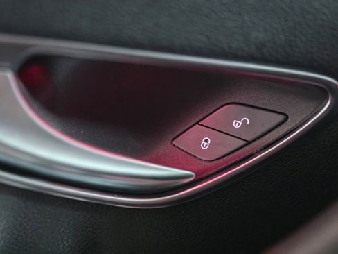 Used 2019 Mercedes-Benz E 300 4MATIC w/ Premium 1 Package image 25