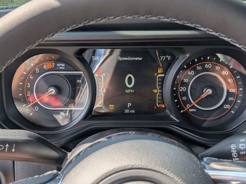 New 2026 Jeep Wrangler Unlimited Sahara AWD/4WD image 16