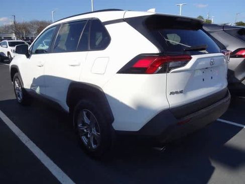 Used 2023 Toyota RAV4 XLE image 6