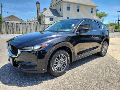 Used 2018 MAZDA CX-5 Sport w/ I-ACTIVSENSE Package image 3