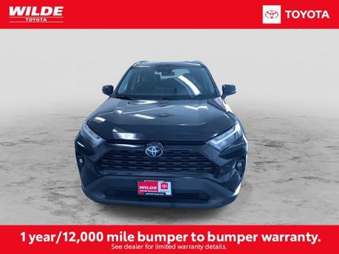 Certified 2022 Toyota RAV4 XLE Premium image 4