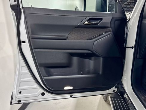 Used 2025 Lexus GX 550 image 14