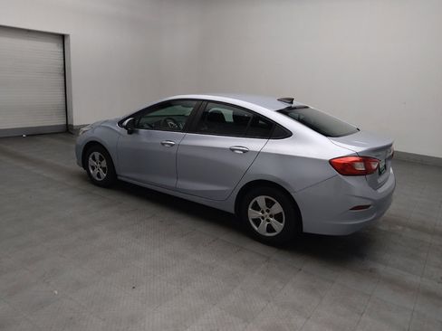 Used 2018 Chevrolet Cruze LS image 3