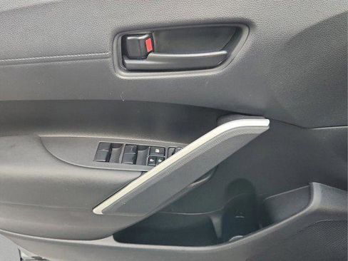 Certified 2025 Toyota Corolla Cross AWD Hybrid w/ Moonroof Package image 26