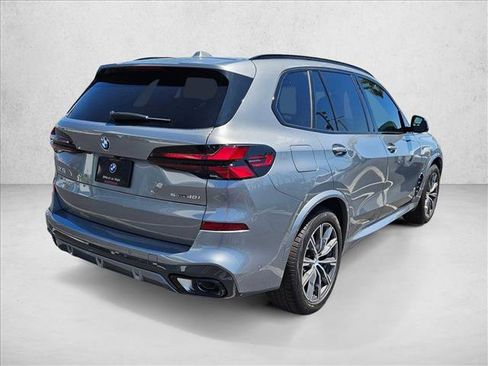 New 2026 BMW X5 sDrive40i RWD image 2