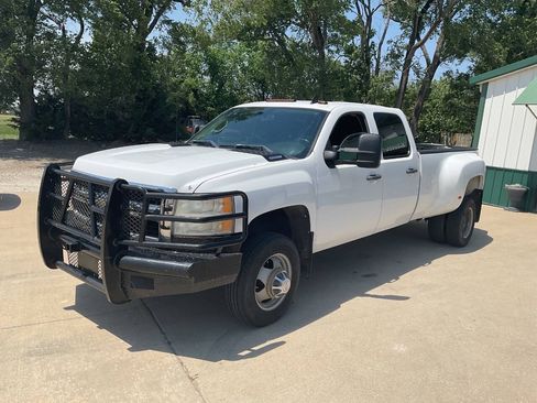 Used 2010 Chevrolet Silverado 3500 LT AWD/4WD image 5