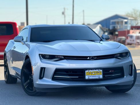 Used 2018 Chevrolet Camaro LT w/ RS Package image 2