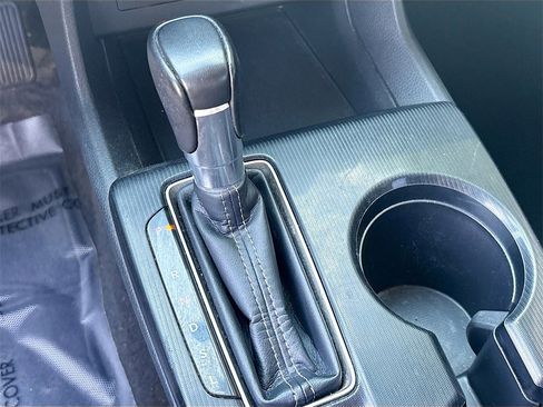 Used 2022 Honda Civic EX image 16