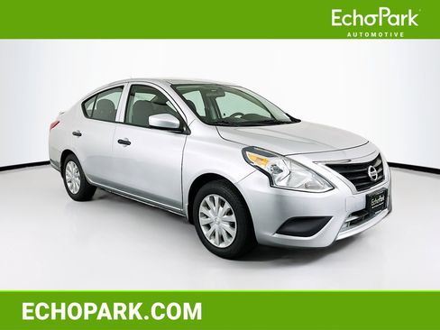 Used 2017 Nissan Versa S Plus image 1