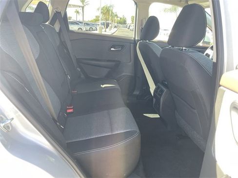 Used 2023 Nissan Rogue SV image 25