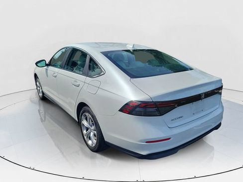 Used 2025 Honda Accord LX image 5