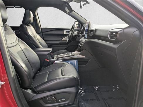 Used 2020 Ford Explorer ST w/ ST Street Pack image 23