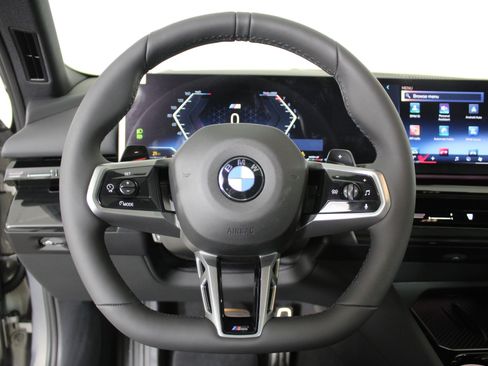 New 2026 BMW 530i xDrive w/ M Sport Package image 14