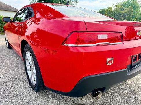 Used 2015 Chevrolet Camaro LS RWD image 13