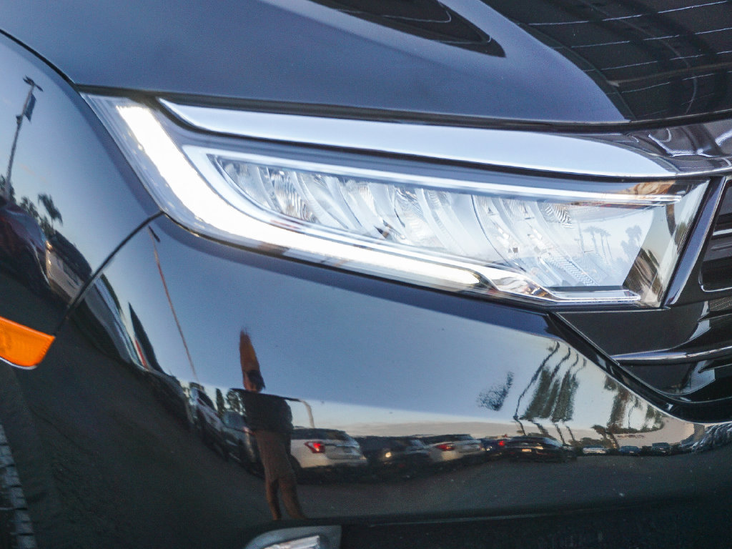 Used 2022 Honda Odyssey EX image 11