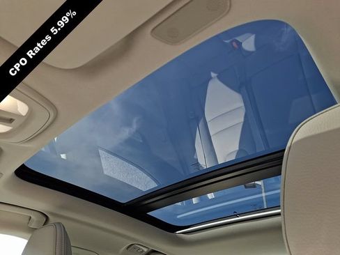 Certified 2025 Volvo S60 T8 Plus AWD/4WD image 17