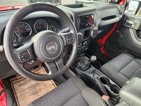 Used 2012 Jeep Wrangler Sport image 22