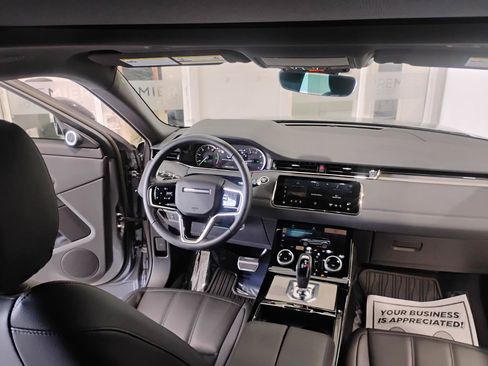 Used 2023 Land Rover Range Rover Evoque R-Dynamic SE AWD/4WD image 54