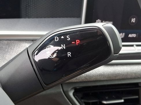 Used 2026 Volkswagen Tiguan S AWD/4WD image 15