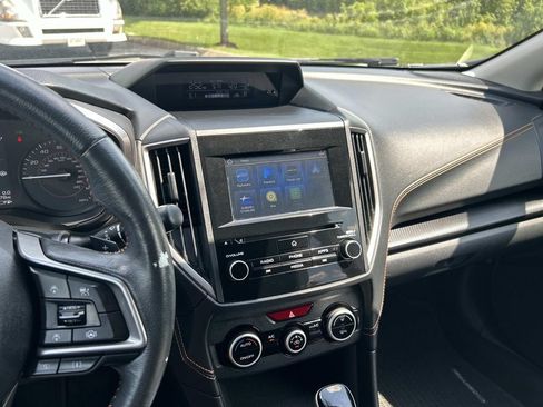 Used 2021 Subaru Crosstrek 2.0i Premium w/ Moonroof Package AWD/4WD image 25