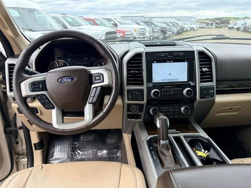Used 2018 Ford F150 Lariat w/ Equipment Group 502A Luxury AWD/4WD image 28