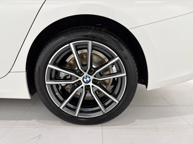Used 2020 BMW 330i xDrive Sedan w/ Convenience Package AWD/4WD image 44