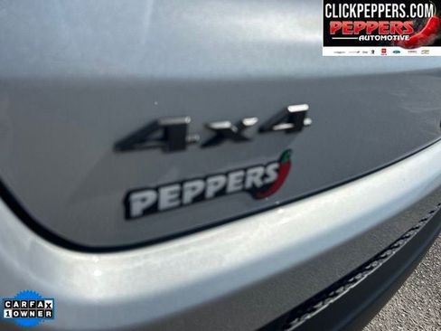 Used 2026 Jeep Compass Latitude AWD/4WD image 10