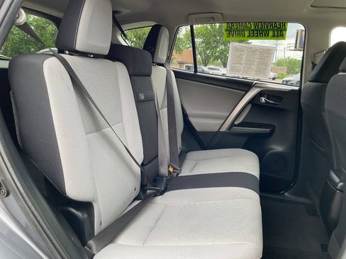 Used 2018 Toyota RAV4 XLE w/ Convenience Package AWD/4WD image 38