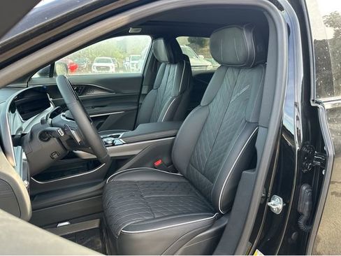 New 2026 Cadillac Lyriq V w/ Exterior Carbon Fiber Package image 25