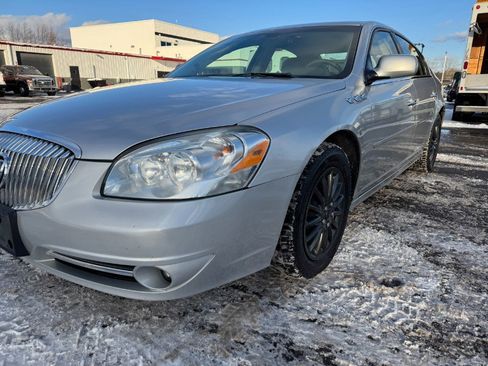 Used 2011 Buick Lucerne CX image 9