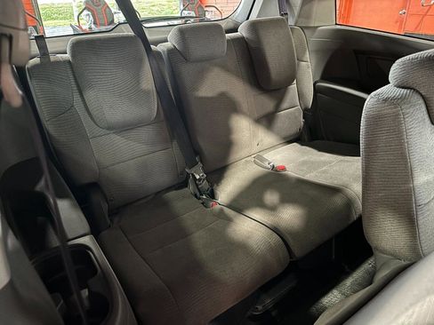 Used 2013 Honda Odyssey EX image 16