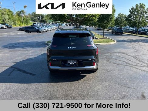 Certified 2024 Kia EV9 GT-Line AWD/4WD image 13