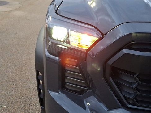 New 2026 Toyota Tacoma TRD Off-Road image 9