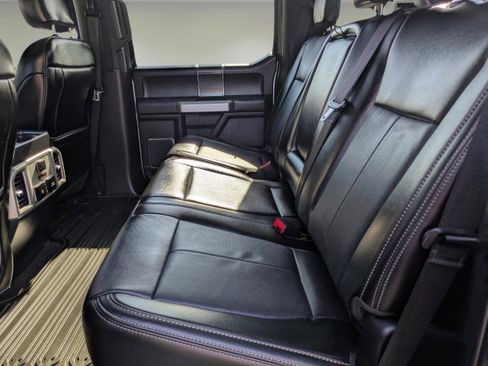 Used 2020 Ford F150 Lariat w/ Equipment Group 502A Luxury image 13