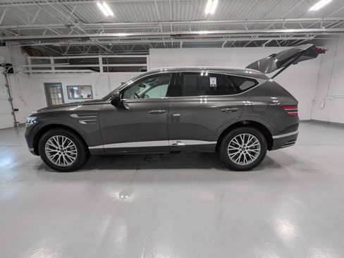 Used 2025 Genesis GV80 2.5T Standard AWD/4WD image 12