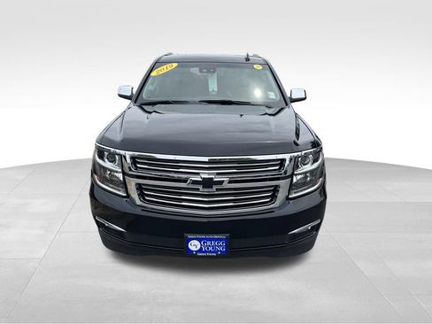 Used 2019 Chevrolet Suburban Premier w/ Premier Plus Edition AWD/4WD image 9