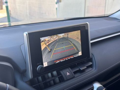 Used 2025 Toyota RAV4 XLE image 17