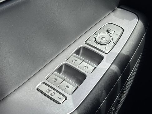 Used 2025 Hyundai Palisade SEL FWD image 25