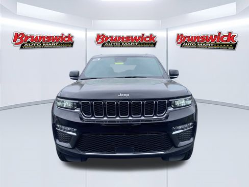 New 2025 Jeep Grand Cherokee Limited AWD/4WD image 2