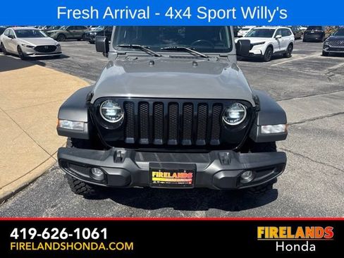 Used 2021 Jeep Wrangler Unlimited Sport AWD/4WD image 9