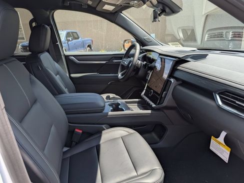 New 2026 GMC Acadia Elevation w/ Black Edition AWD/4WD image 23
