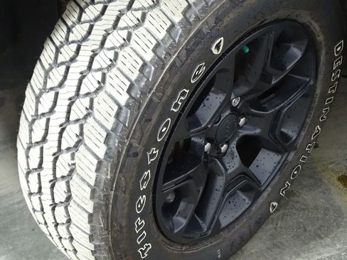 Used 2019 Jeep Cherokee Trailhawk w/ Comfort/Convenience Group image 44