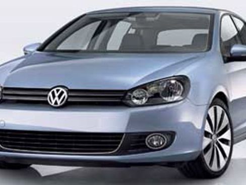 Used 2011 Volkswagen Golf 4-Door image 1