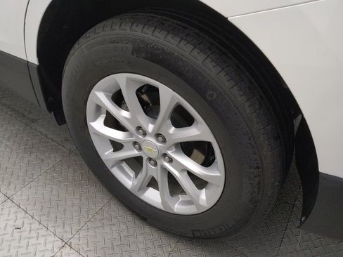 Used 2018 Chevrolet Equinox LT image 31